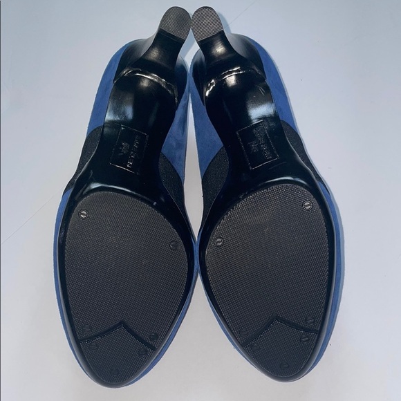 Anne Klein Blue and Black Heels with Elegant Design 3.25” Cylinder Heel 6.5M - Picture 5 of 5